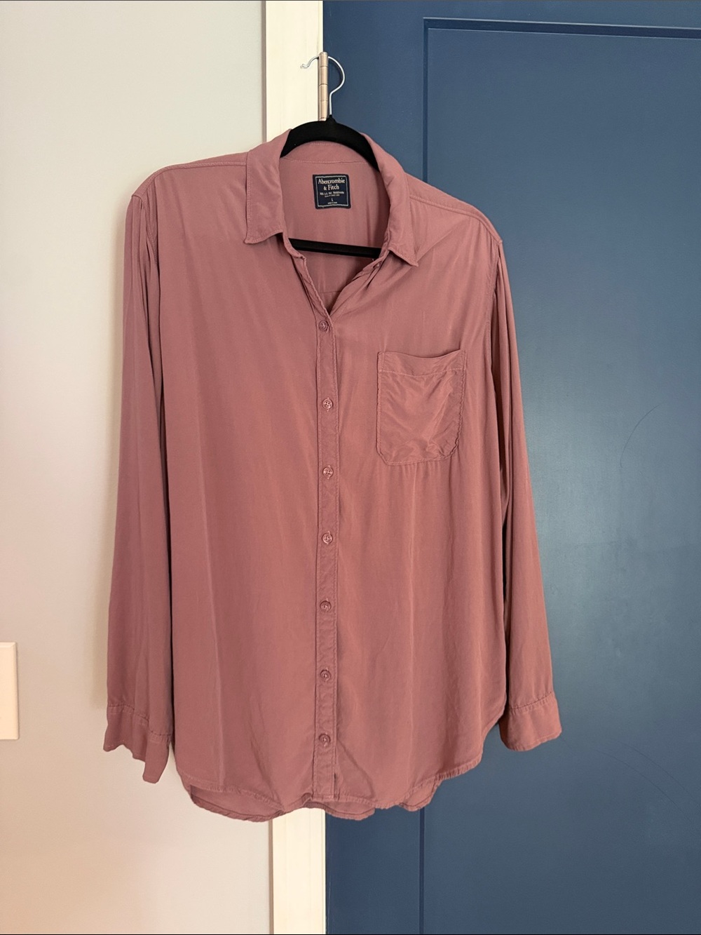 Abercrombie & Fitch Women's Dusty Rose Button-Down Shirt